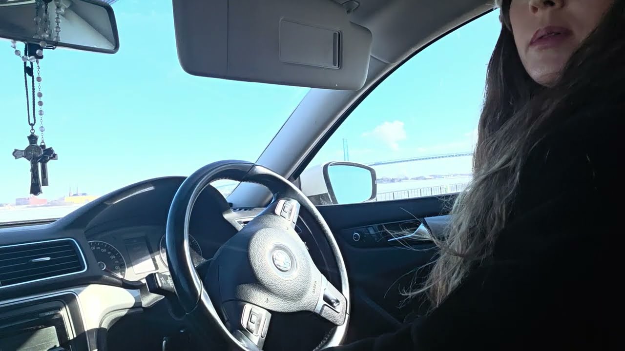 ASMR come for a car ride while I Chew gum.