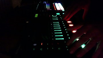#rolandmc707 #mc707 #techno #liveset #tr8s #experimentalmusic #rolandtr8s "Live Set - Techno"