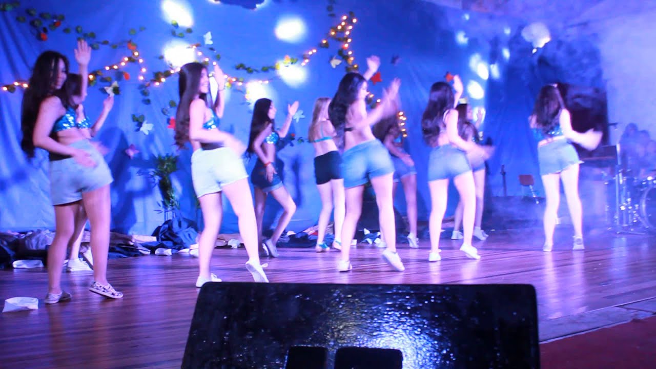 Baile Pop despedida IV°s medios 2013 YouTube Baile Pop despedida IV°s medios 2013 YouTube