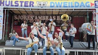 Zeebrass dweilorkest in Hulst | Hulster Dweildag 2026