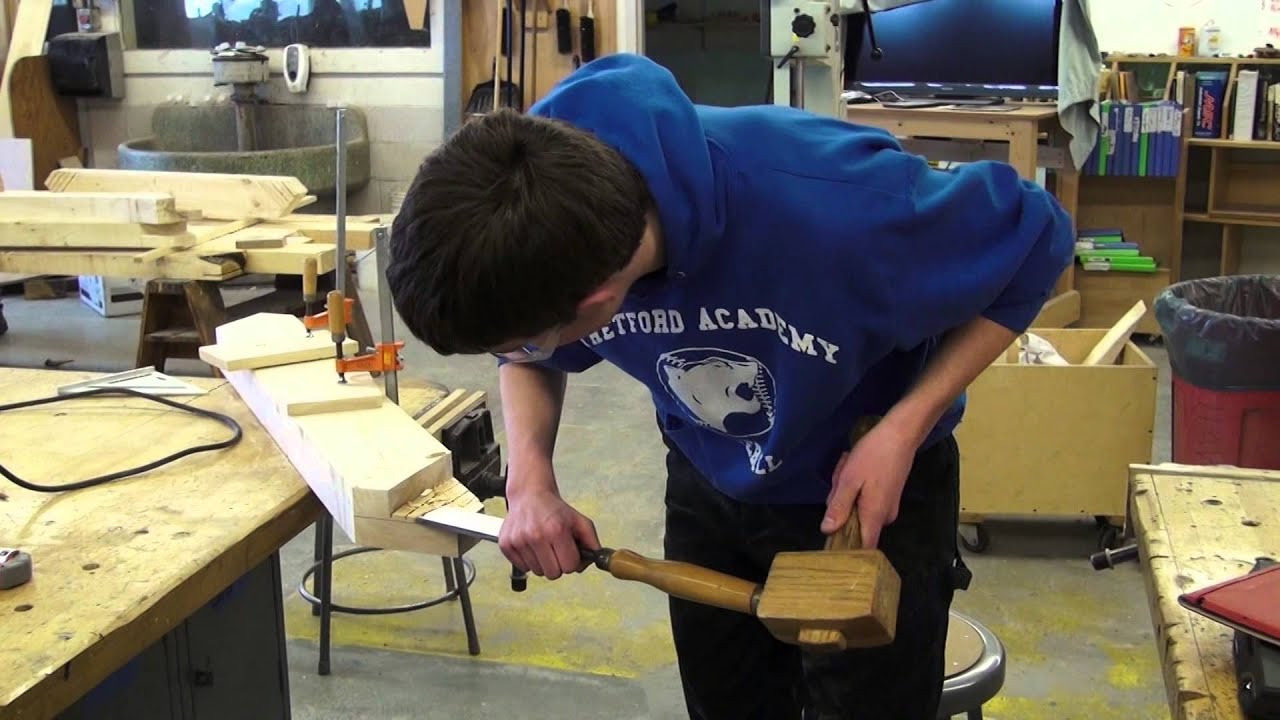 How to make a curved wind brace for timber framed structure. YouTube