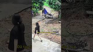 Weak rider trying to double up and the result 😨 #safedriving #shorts Weak rider trying to double up and the result 😨 #safedriving #shorts