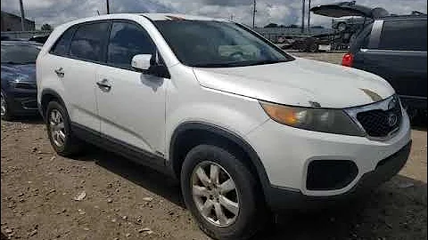 VIN: 5XYKTCA66CG212436 - 2012 KIA Sorento- Base