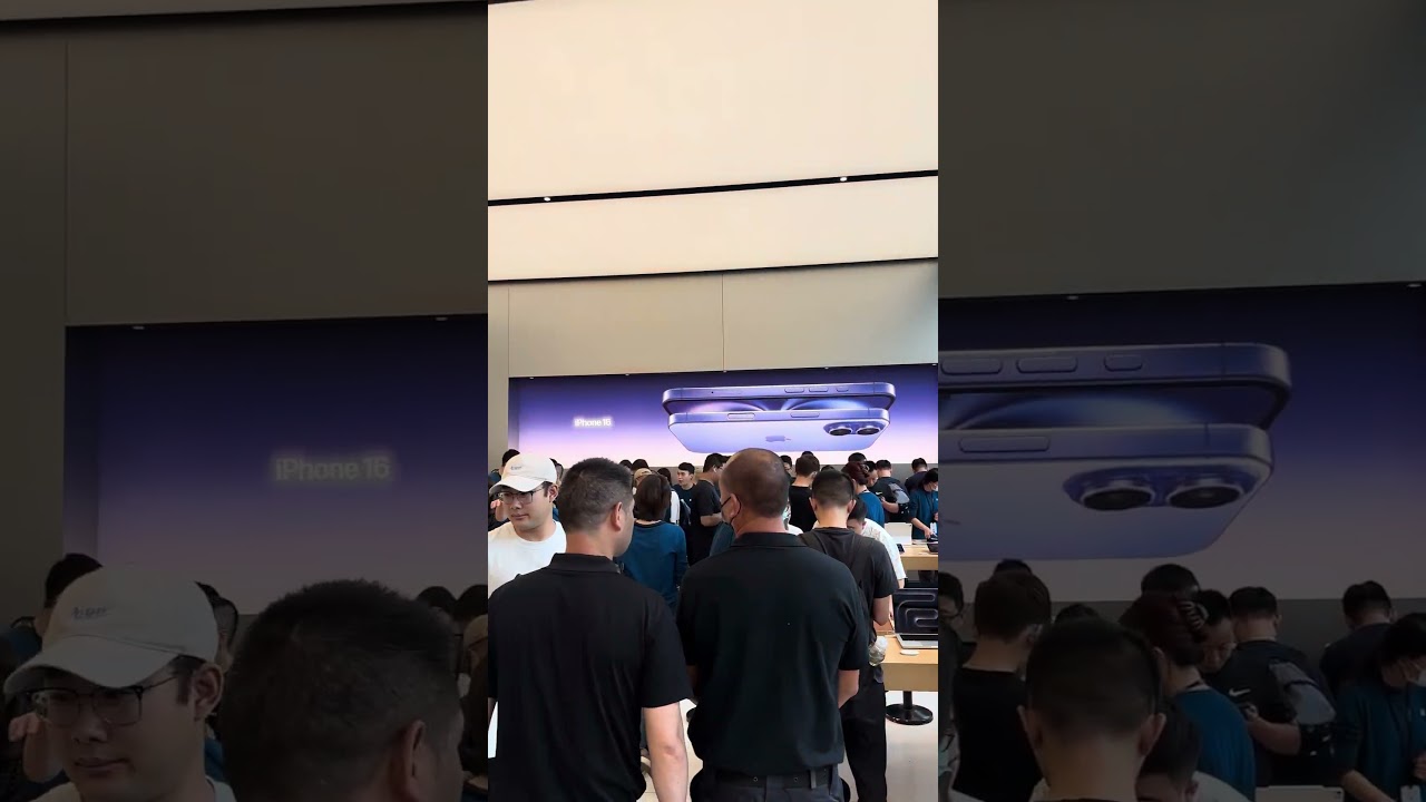 Most Crowded Apple store in the world | iphone 16 release day in China Chengdu