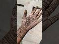 #mehndi #hennamagic #hennaart #creativehenna#minimalistdesign#mehandi #ytshorts #simpledesign