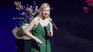 EMERALD SPEAKERS SERIES: Elizabeth Gierl from The Green Medium