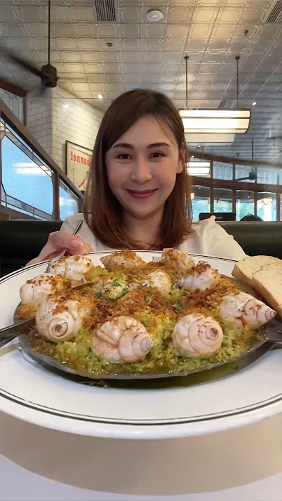 Pokoknya masuk resto ini jadi elit aja , bekicot nya juga jadi elit 😂 | #sibungbung
