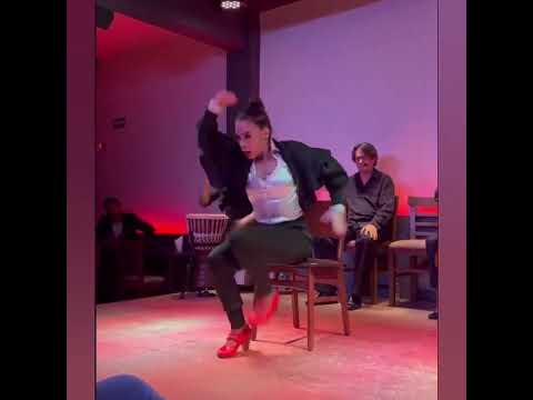 María Juncal presentando RETRATOS en JUNCAL Tablao Flamenco