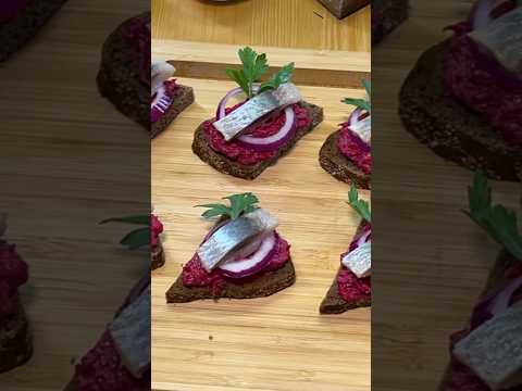 НАСТОЯЩИЙ ХИТ НОВОГОДНЕГО СТОЛА! ОЧЕНЬ ВКУСНАЯ ЗАКУСКА НА ПРАЗДНИЧНЫЙ СТОЛ! #рецепты #shorts