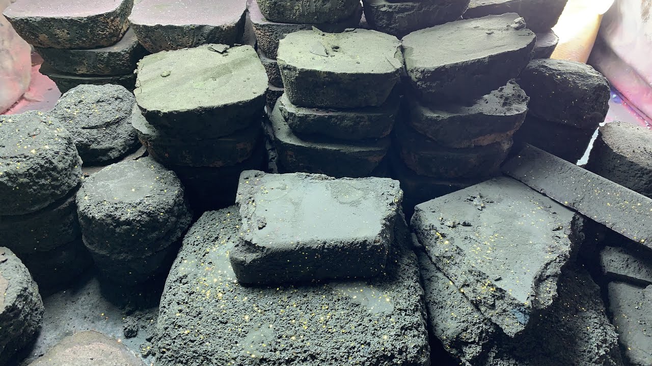 Mass Crush Grey Pigment with glitter Iron oxide Blocks Crunchy Powdery Fluffy Soft