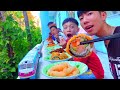 Hot mukbang handcraft train vs tteobokki spicy chickentu ha m hnhba tic cc mn n hp dn