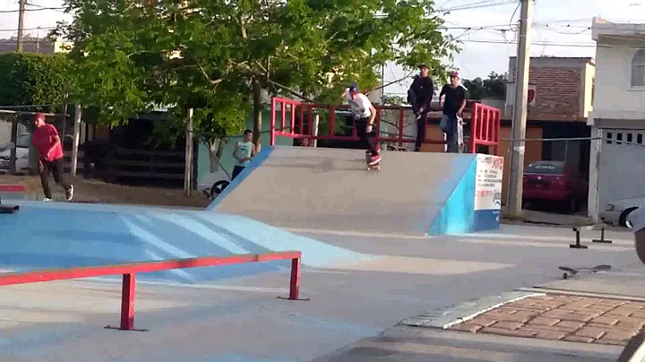 Sergio medrano "Robin" skate park agua azul