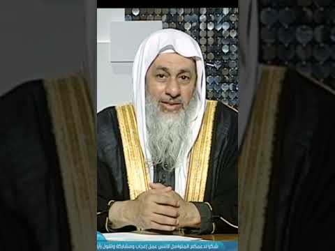 السجود يكون بالنزول على اليدين أم الركبتين