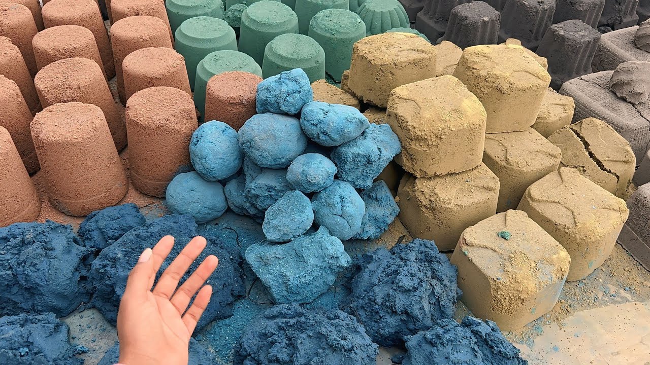 Today is my first vlog thank you so much everyone for your support (crumbling vlog)