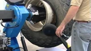 SARV , CEMB -Truck Tyre Changer - CM27T.mpg
