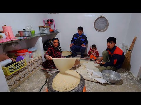 Ekmek Nasıl Pişirilir: Razieh'den Yöresel El Yapımı Ekmek Tarifi: Göçebe Yaşam Tarzı