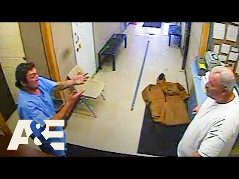 Boyfriend Changes His Story After Murder By Scissors Confession | Interrogation Raw | A&E