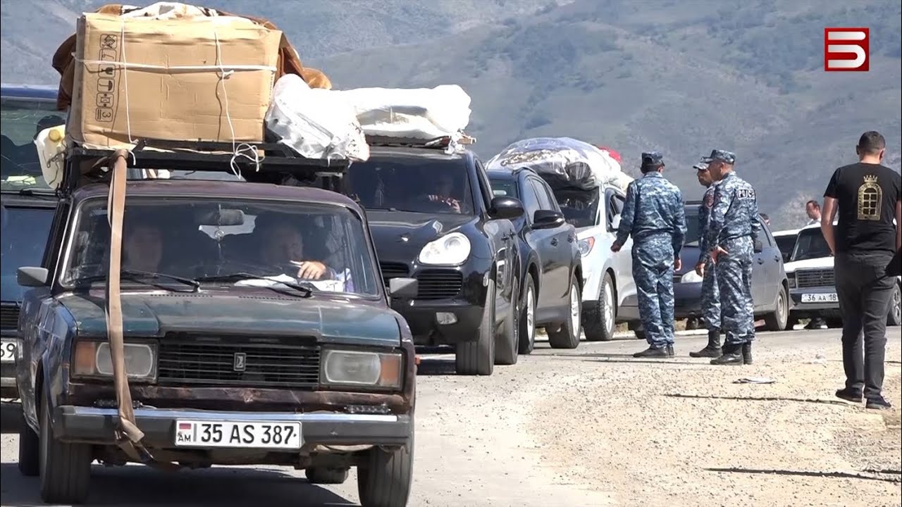 «Դժոխքից դուրս ենք եկել, հասել էստեղ». գունատ մայրեր, սոված երեխաներ՝ հայկական նոր գաղթի ճամփին
