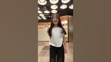 Thumbnail of Selalu ada aja yang lewat kalo Glitter lagi bikin tiktok di lobby kantor  @TrinityOptimaProduction