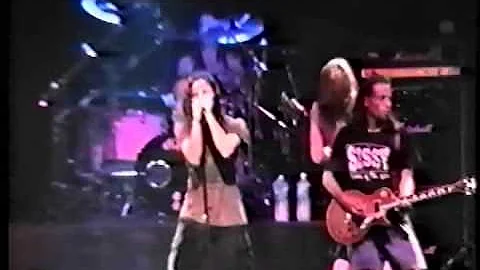 Pearl Jam - 1992-04-23 Miami, FL (Full Concert)