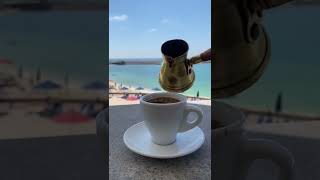 قهوة على البحر ☕️🌊