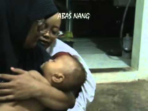 TANGISAN BAYI YANG MENYAYAT HATIKU.wmv