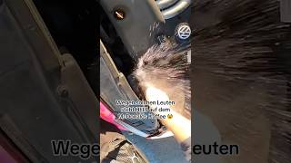 Thumbnail for 105 Grad Kühlwasser verbrennt sein Gesicht 😳. Verdient oder nicht?