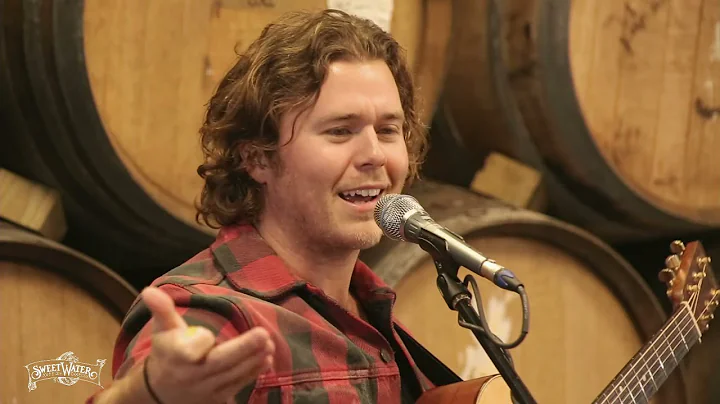 Christian Lopez live at Paste Studio on the Road: ...