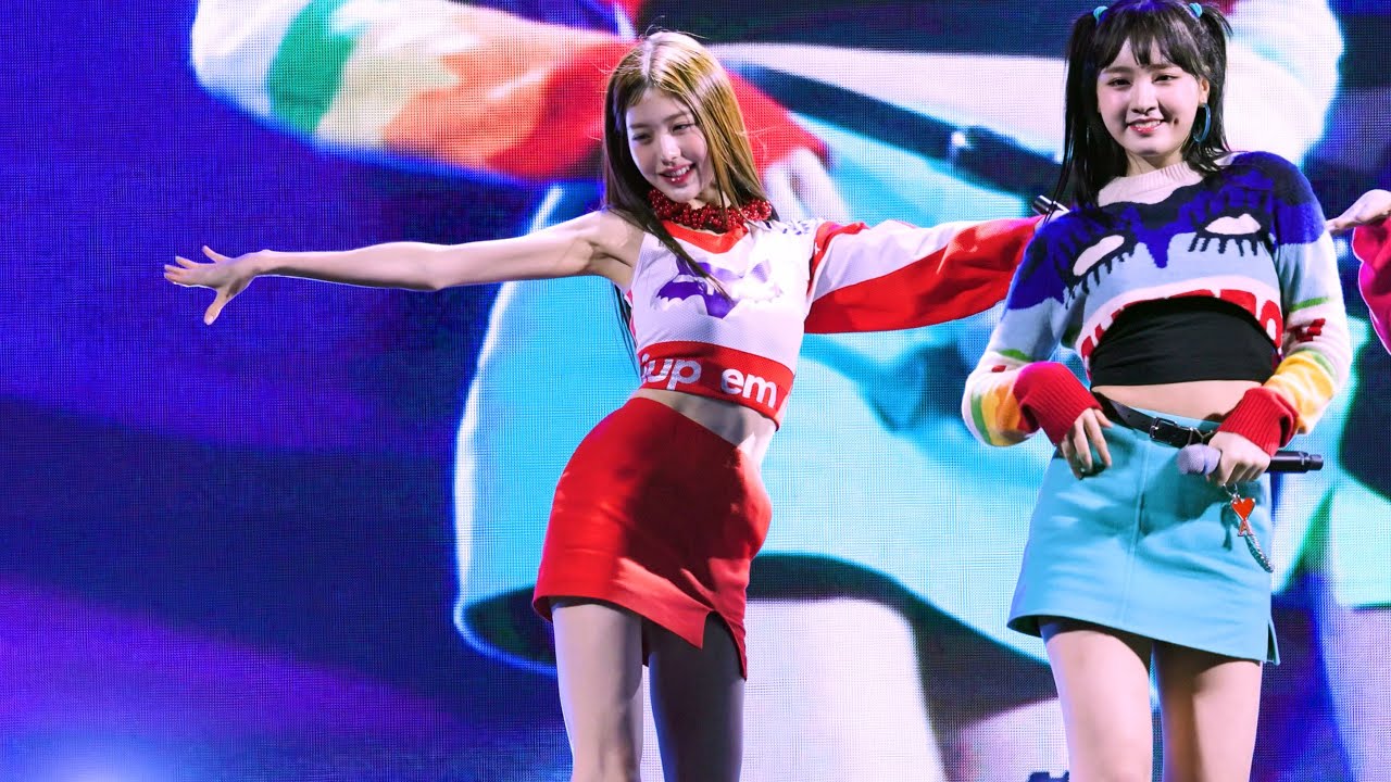 220922 장원영 JANGWONYOUNG 아이브 IVE 'ROYAL 로얄' 4K 60P 직캠 @여주대 축제 by DaftTaengk