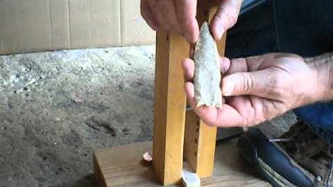 Fluting a point using leverage by Paleoman52