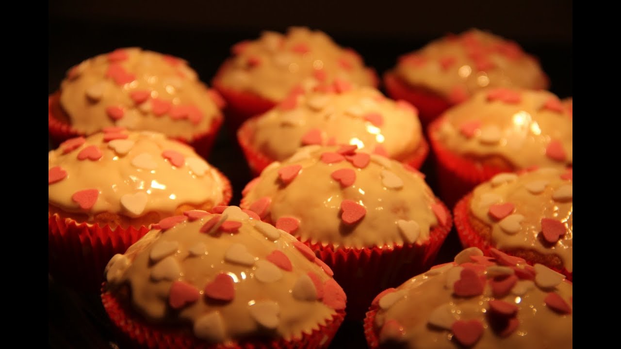 Marzipan-Sahne Muffins | Patty-cake #1 - YouTube