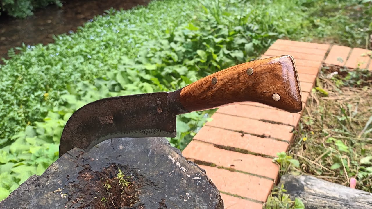 Restoring a Vintage Billhook