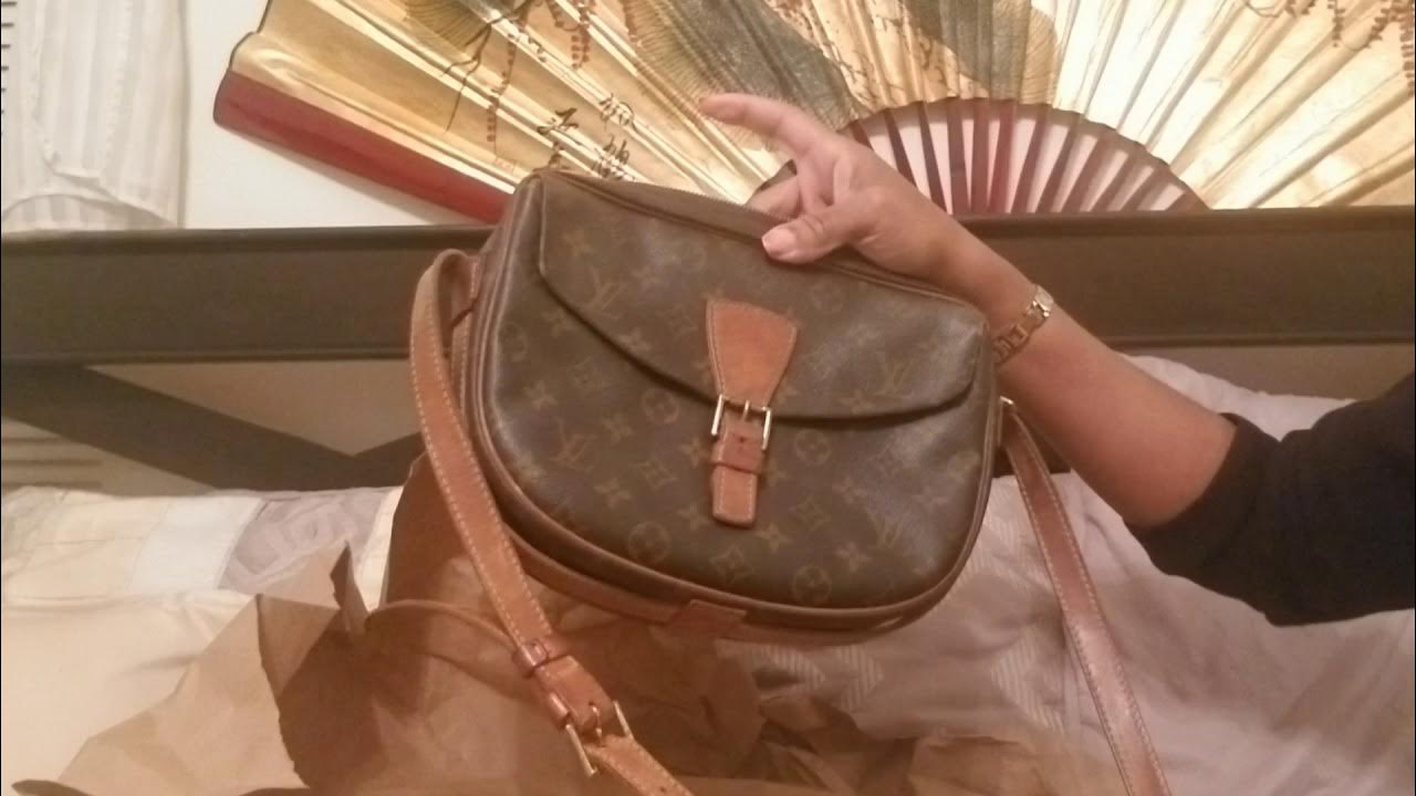 Unboxing of Louis Vuitton Jeune Fille Crossbody bag 