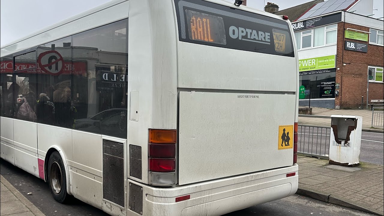 *CN07 KZH*Faresaver 07Reg Optare Solo