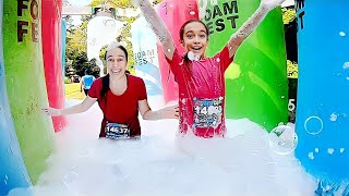 CORRIDA DE AVENTURA - LAMA, ESPUMA E DIVERSÃO ★ Vlog 5km Foam Fest Toronto com a Mamãe Fabi