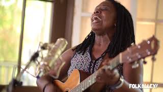Folk Alley Sessions at 30A: Ruthie Foster - "Woke Up This Morning"