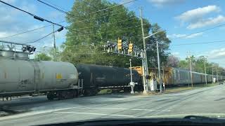 CSX 5427 leads L645 with a weak K5HL and fresh CM44AC. 4224