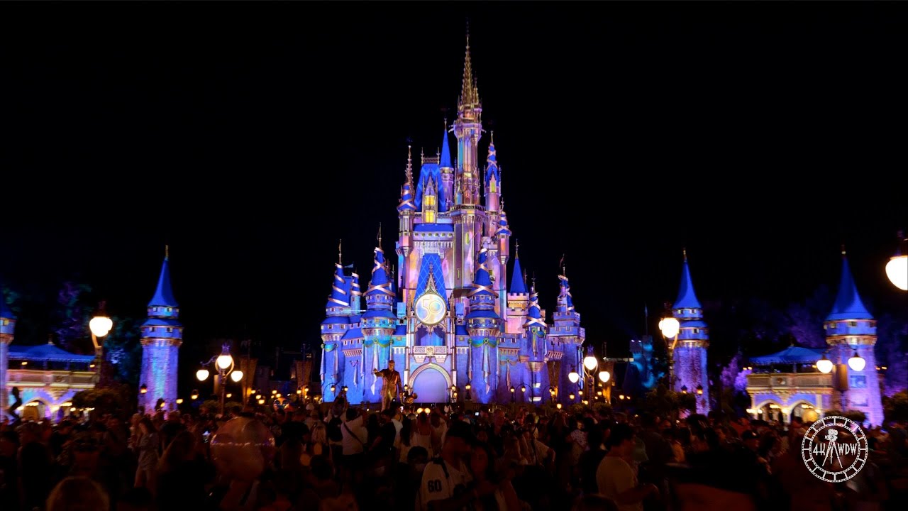 cinderella castle disney world at night