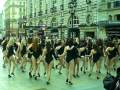 Flash Mob 100 Girls Dance in Piccadilly Circus to Beyonce Single Ladies
