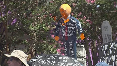 'No Kings' Anti-Trump protest held in New Orleans