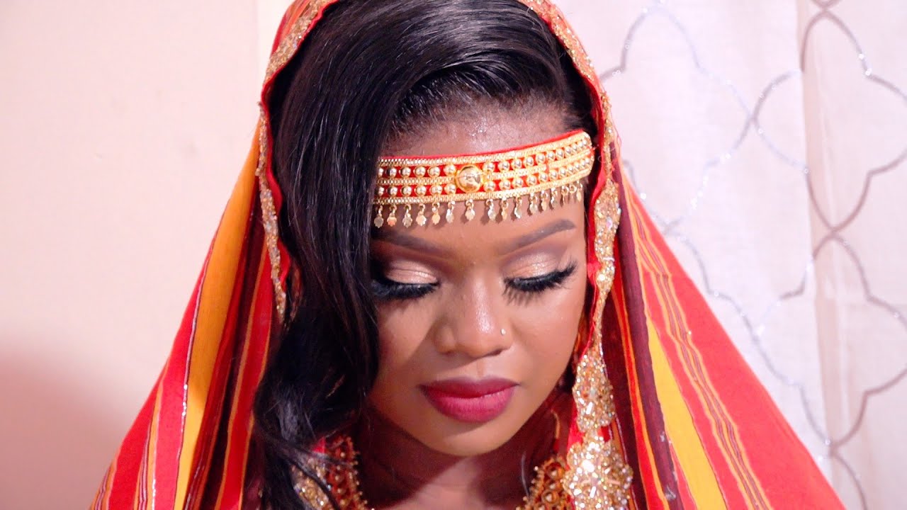 EXTRAIT DU MARIAGE DE WAHID & FAZIRATA ( DE WELA MITSAMIHOULI PARIS)