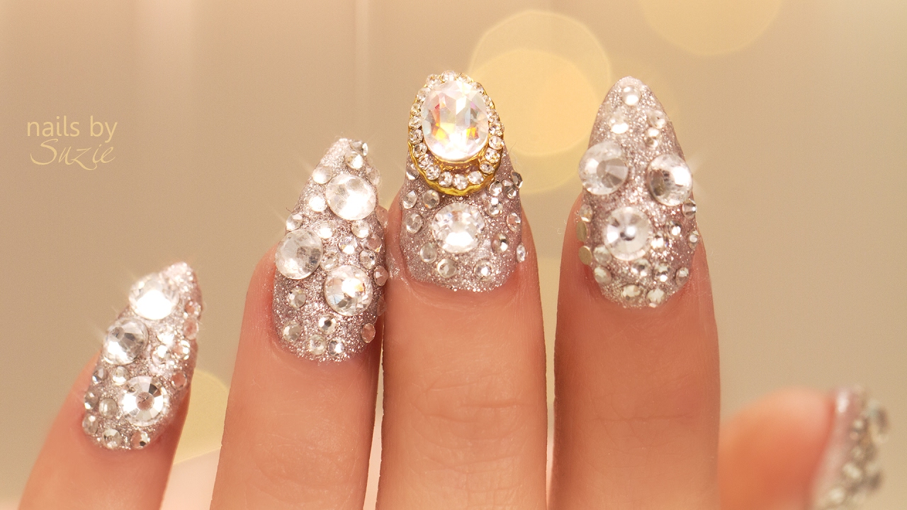 How to Apply Nail Art Jewels 