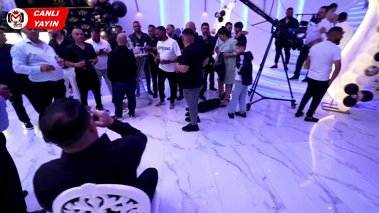 Murat mezuniyet töreni Zaandam - ork Gyunay King , Gyunaydin Shen , Cristina