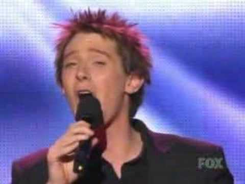 Clay Aiken singing Unchained Melody (2003/05/13 top3).