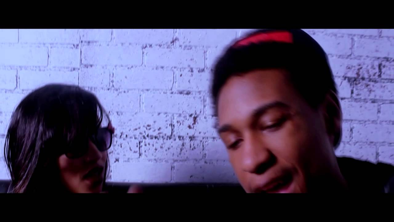 Bleu Friday - Carnage (OFFICIAL VIDEO) [2012]