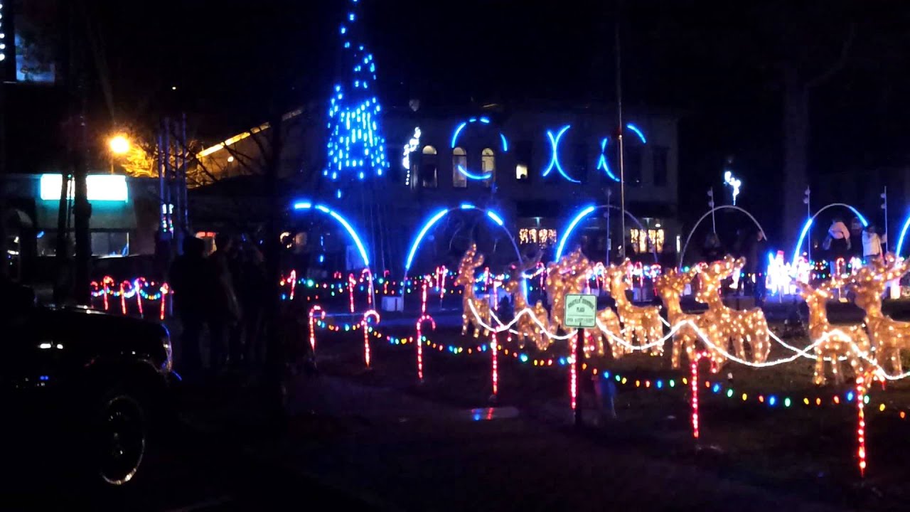 Charlestown Indiana light show YouTube