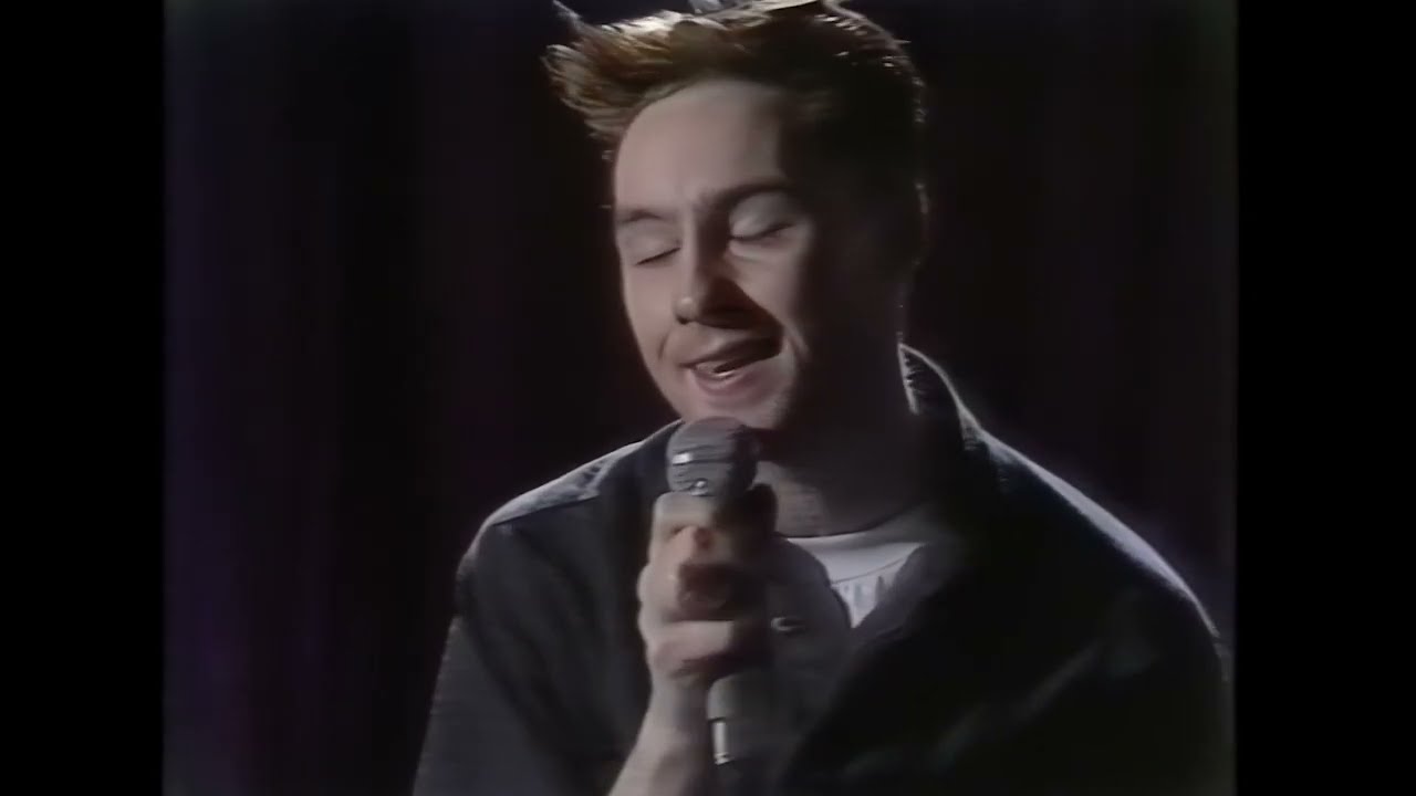 Roddy Frame - How Men Are (Live on Night Network) in 1080p 