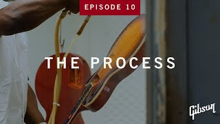 Applying & Spraying Nitrocellulose Lacquer Finish At Gibson USA | The Process S1 EP10