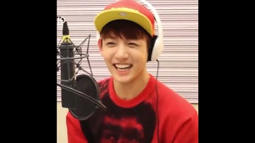 Thumbnail of jungkook singing the lg alarm tone "good morning" 2014 vs 2022