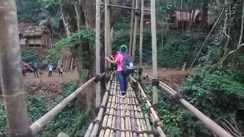 PRIMITIVE COOL BADUY - Trekking Ceria
